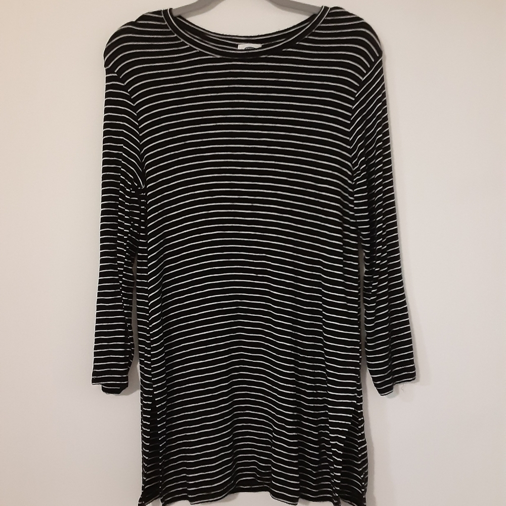 Old Navy Black Striped Dress